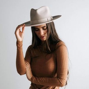 GIGI PIP MONROE RANCHER - IVORY